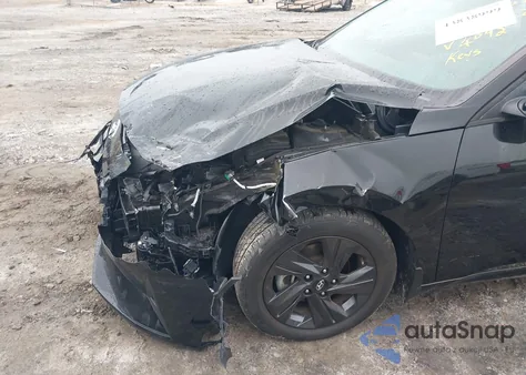 2023 Hyundai Elantra Sel z USA, uszkodzony, nr VIN 5NPLM4AG5PH114092